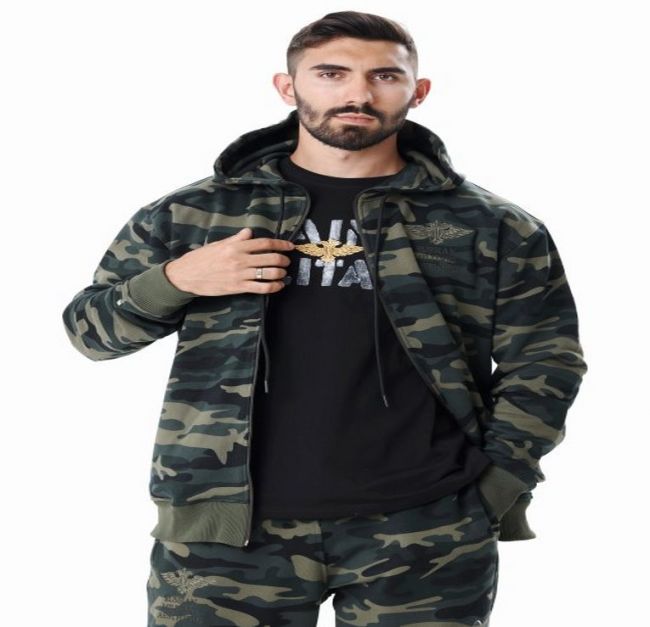 Мужская одежда в стиле милитари Мужская одежда в стиле милитари